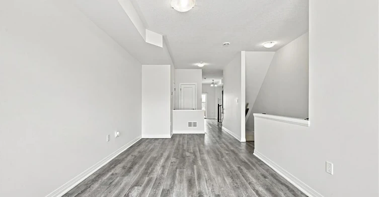 94 Laguna Village Crescent, Hamilton, ON, L0R 1P0 - 5
