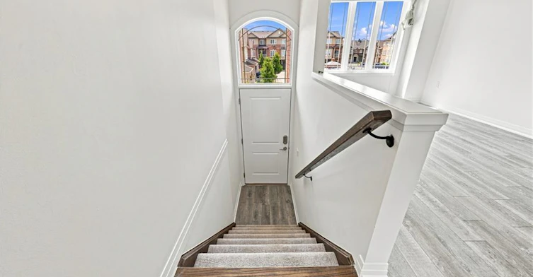 94 Laguna Village Crescent, Hamilton, ON, L0R 1P0 - 2