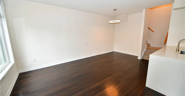 3-4080 Parkside Village Drive, Mississauga, ON, L5B 0K2 - 3