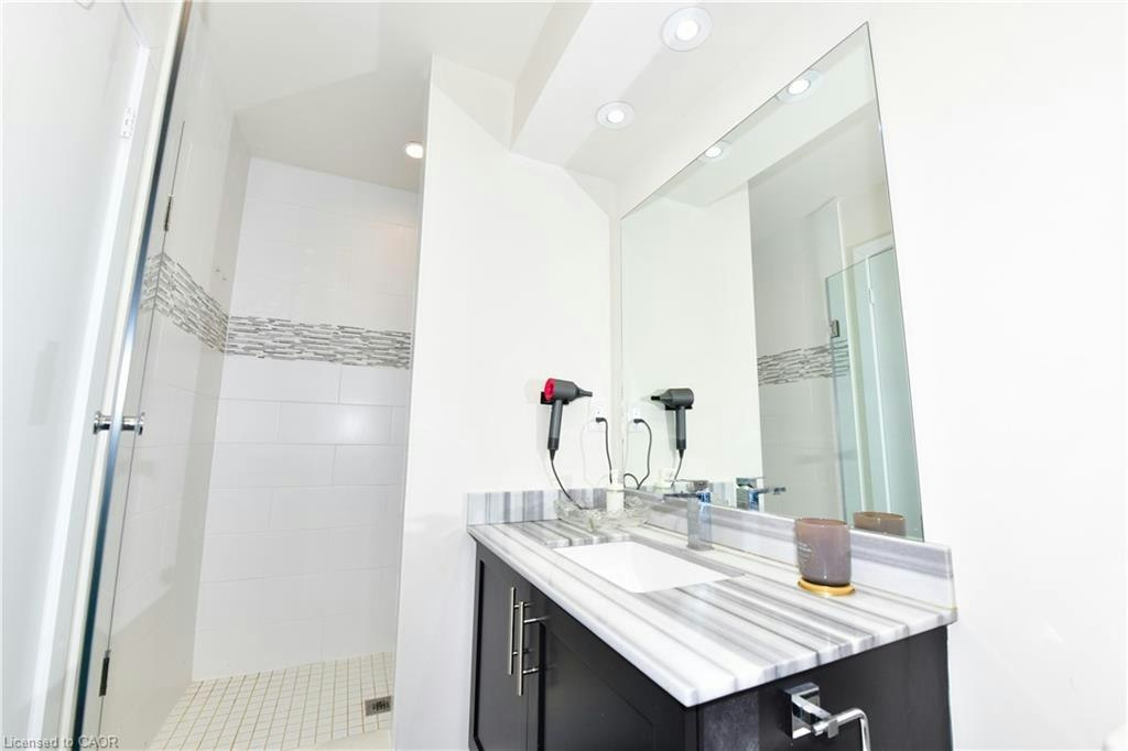 3-4080 Parkside Village Drive, Mississauga, ON, L5B 0K2 - 9