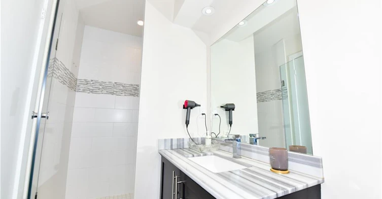 3-4080 Parkside Village Drive, Mississauga, ON, L5B 0K2 - 9