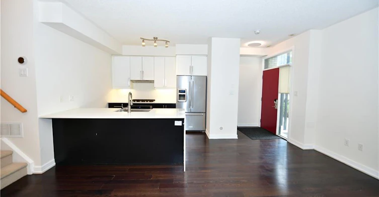 3-4080 Parkside Village Drive, Mississauga, ON, L5B 0K2 - 4