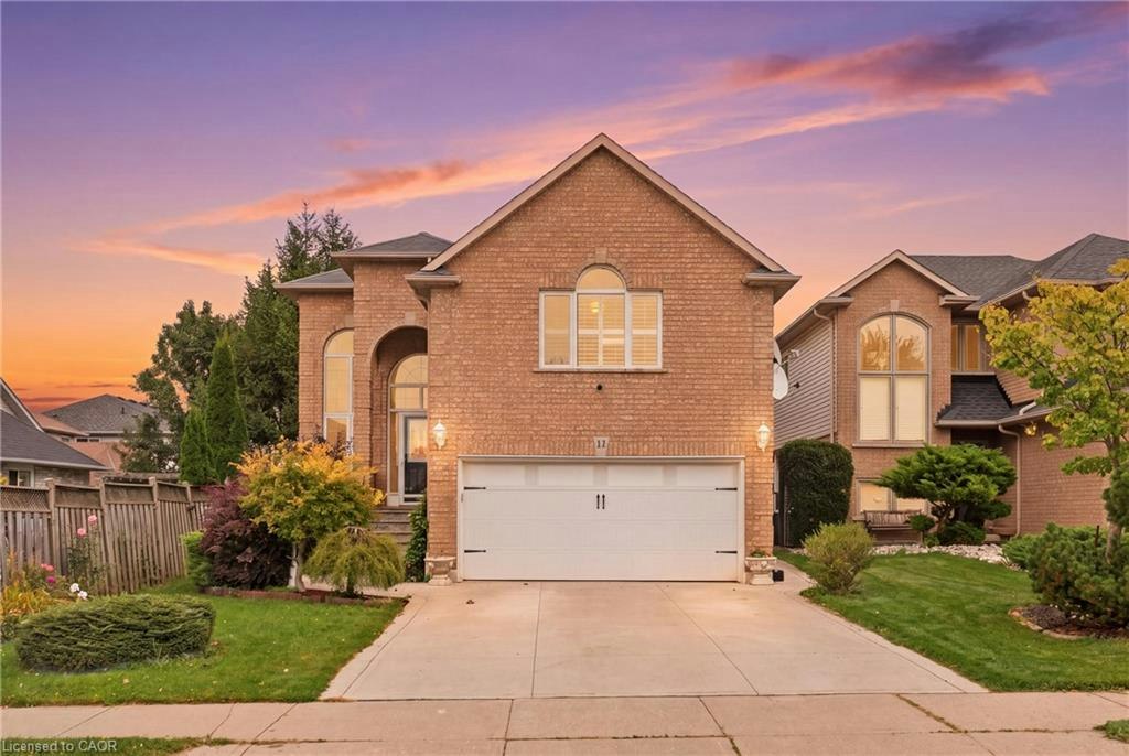 11 Redtail Crescent, Hamilton, ON, L9B 2R6