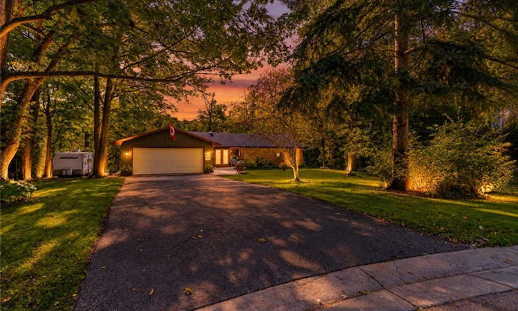 80 Glenda Jane Drive