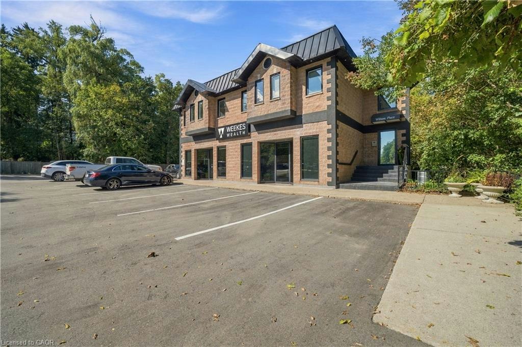 205-469 Wilson Street E, Hamilton, ON, L9G 2C4