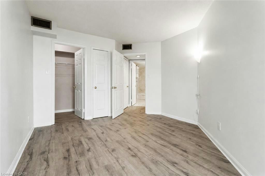 901-45 Kingsbridge Garden Circle, Mississauga, ON, L5R 3K4 - 21