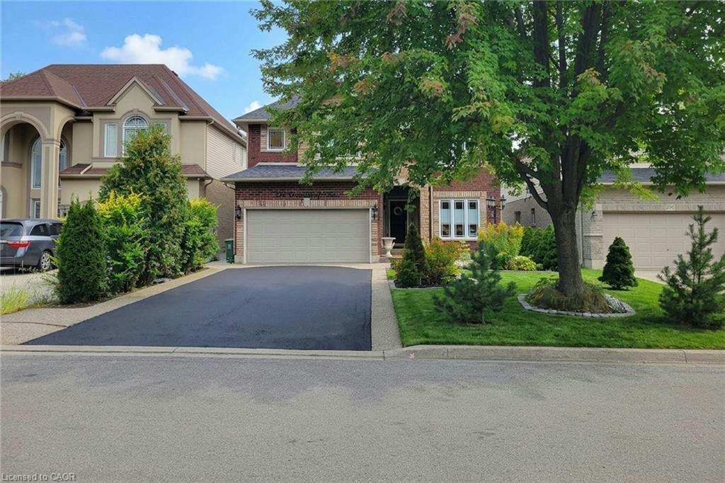 214 Cloverleaf Drive, Hamilton, ON, L9K 1T4