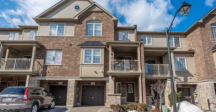 51-515 Winston Road, Grimsby, ON, L3M 0C8