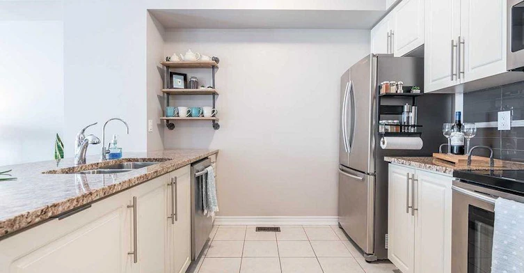 51-515 Winston Road, Grimsby, ON, L3M 0C8 - 4