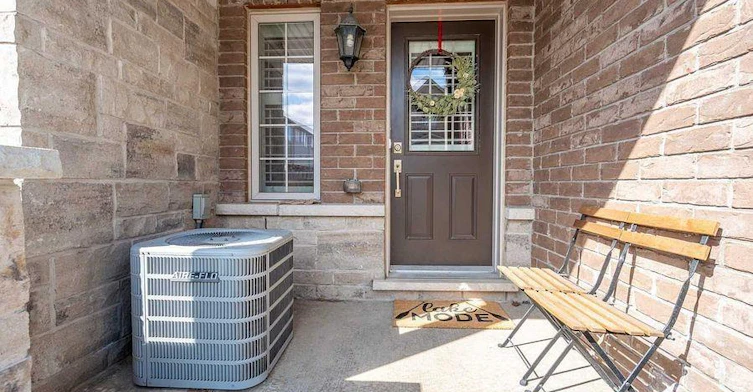 51-515 Winston Road, Grimsby, ON, L3M 0C8 - 2