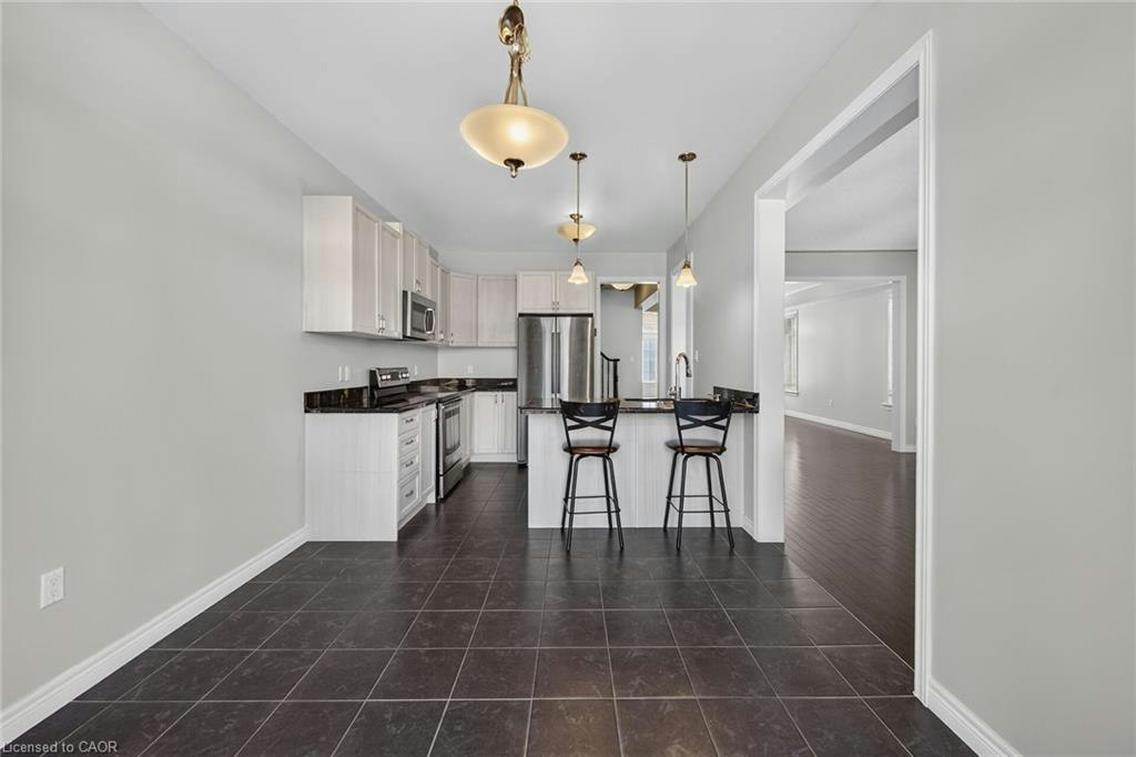 44 Matteo Trail, Hamilton, ON, L9B 0E6 - 16