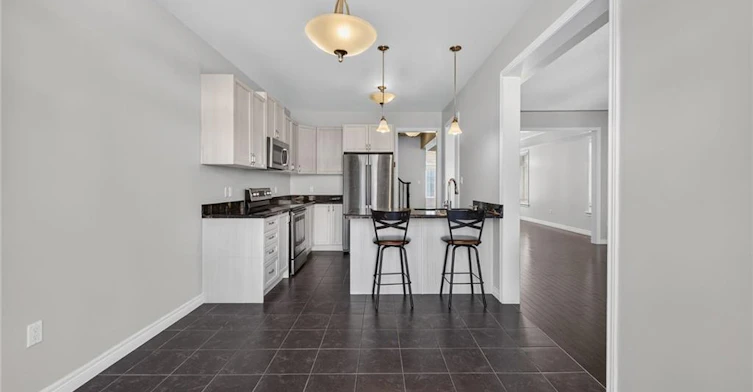 44 Matteo Trail, Hamilton, ON, L9B 0E6 - 16