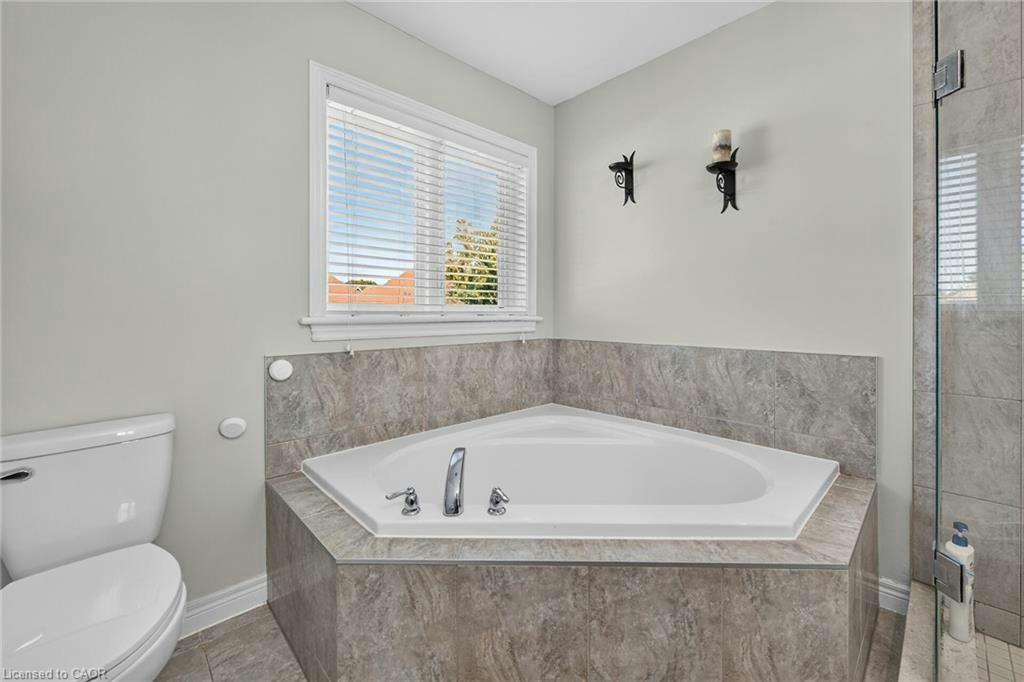 44 Matteo Trail, Hamilton, ON, L9B 0E6 - 37