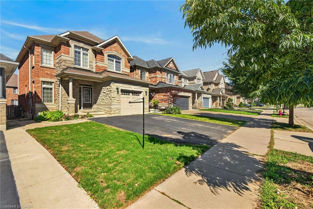 44 Matteo Trail, Hamilton, ON, L9B 0E6 - 3