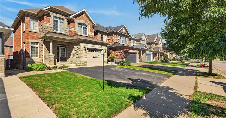 44 Matteo Trail, Hamilton, ON, L9B 0E6 - 3