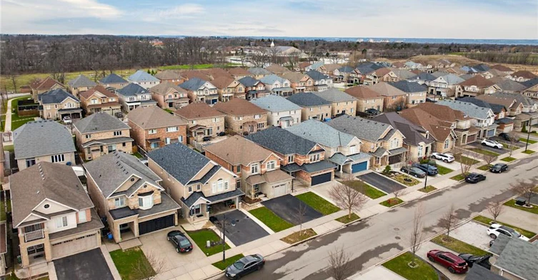 44 Matteo Trail, Hamilton, ON, L9B 0E6 - 49