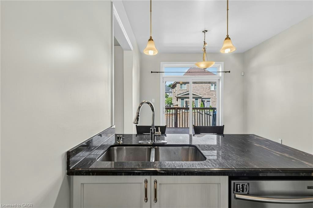44 Matteo Trail, Hamilton, ON, L9B 0E6 - 22