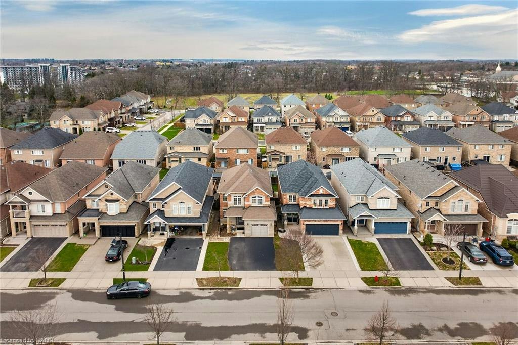 44 Matteo Trail, Hamilton, ON, L9B 0E6 - 47