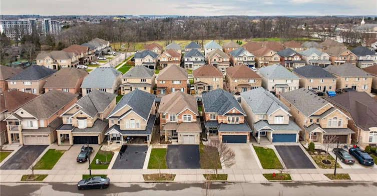 44 Matteo Trail, Hamilton, ON, L9B 0E6 - 47