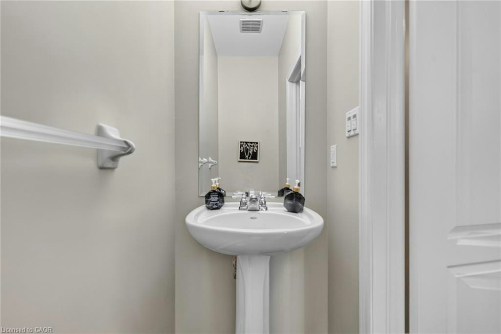 44 Matteo Trail, Hamilton, ON, L9B 0E6 - 24