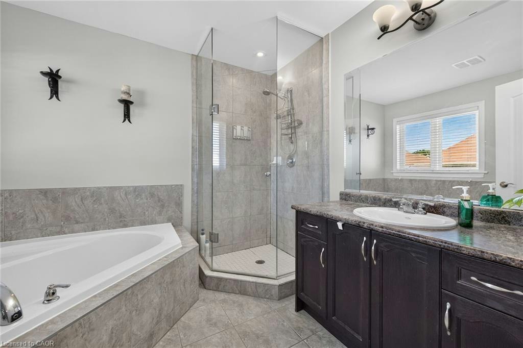 44 Matteo Trail, Hamilton, ON, L9B 0E6 - 38