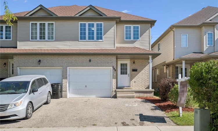 206 Buttercup Court