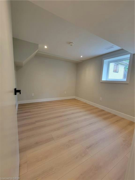 LOWER-125 East 31st Street, Hamilton, ON, L8V 3P3 - 6