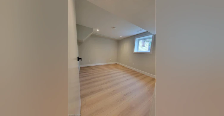 LOWER-125 East 31st Street, Hamilton, ON, L8V 3P3 - 6