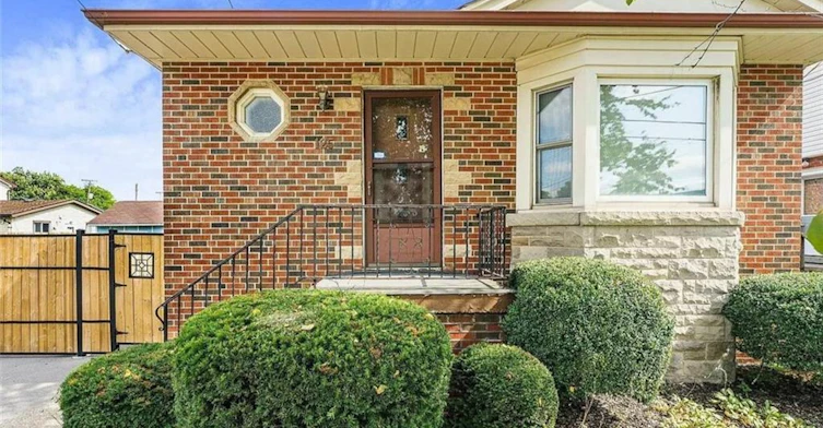 LOWER-125 East 31st Street, Hamilton, ON, L8V 3P3