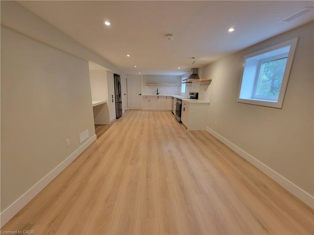 LOWER-125 East 31st Street, Hamilton, ON, L8V 3P3 - 5