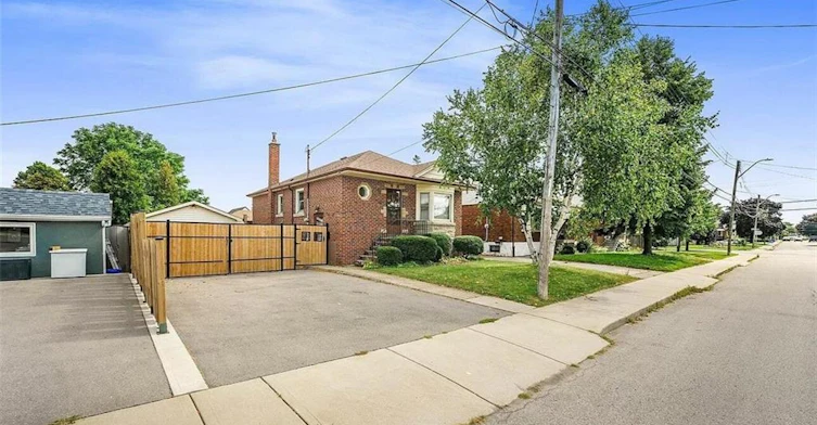LOWER-125 East 31st Street, Hamilton, ON, L8V 3P3 - 2