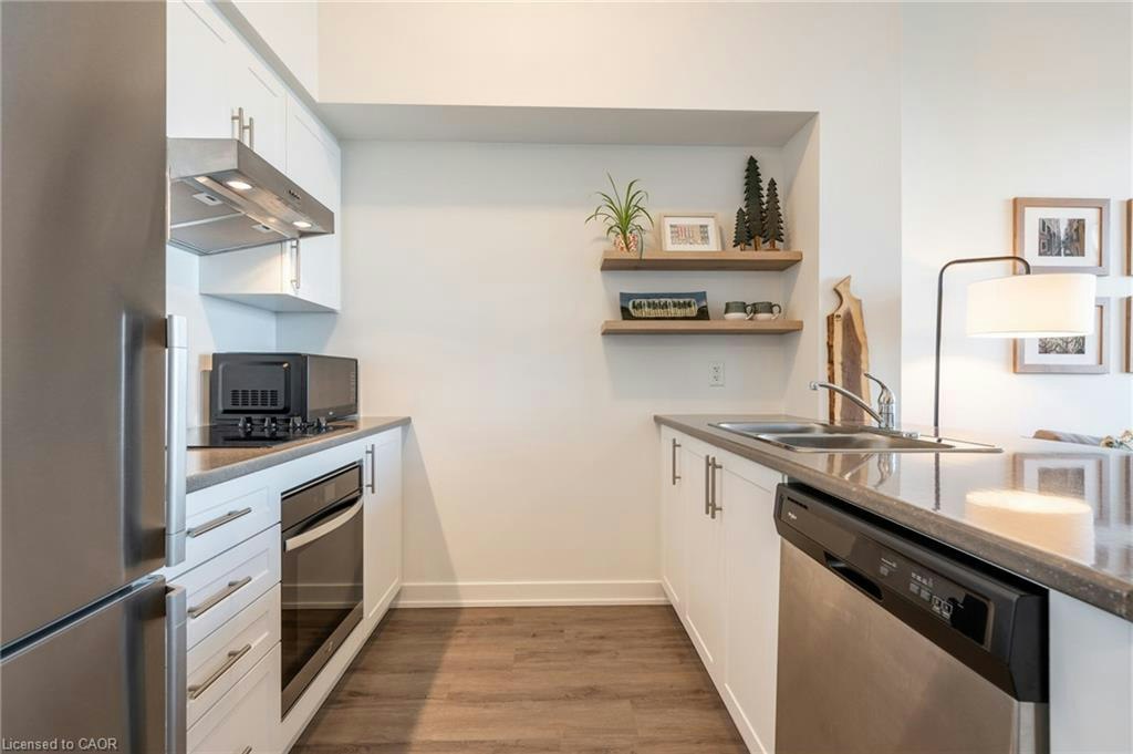 613-600 North Service Road, Hamilton, ON, L8E 0L2 - 8