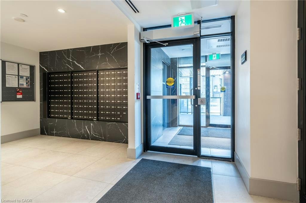 613-600 North Service Road, Hamilton, ON, L8E 0L2 - 3
