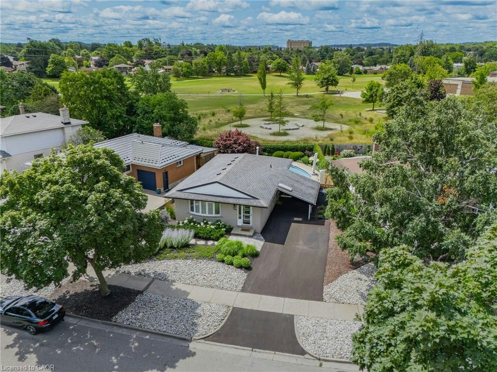 107 Laurentian Drive, Kitchener, ON, N2E 1C3