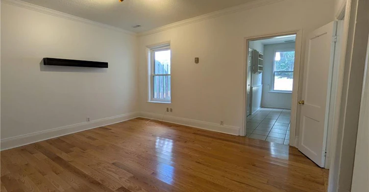 12 Nelson Street, Hamilton, ON, L8P 1G3 - 4