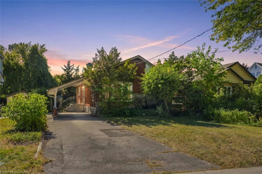 63 Ofield Road, Hamilton, ON, L8S 2M6