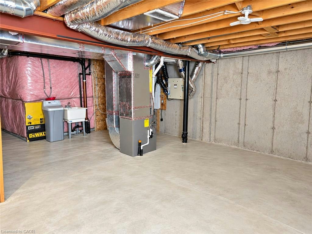28 Nieson Street, Cambridge, ON, N1R 1A3 - 12