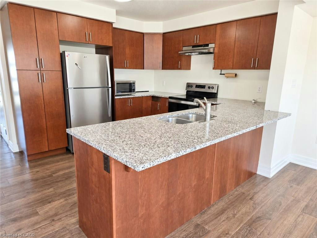28 Nieson Street, Cambridge, ON, N1R 1A3 - 3