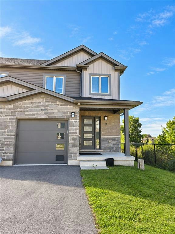 28 Nieson Street, Cambridge, ON, N1R 1A3