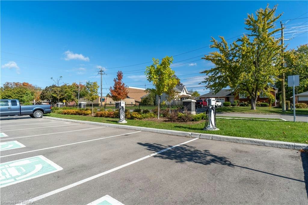 404-34 Norman Street, Brantford, ON, N3R 2Y1 - 37