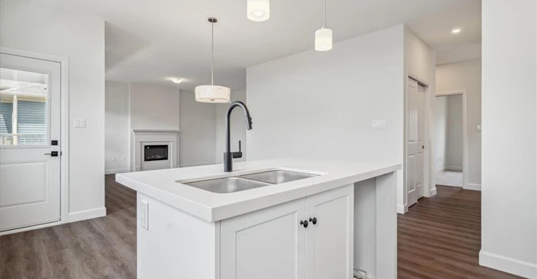 5B Shores Lane, Fort Erie, ON, L0S 1B0 - 11