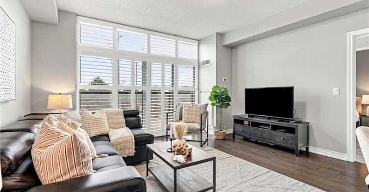 105-427 Aberdeen Avenue, Hamilton, ON, L8P 2S4 - 4