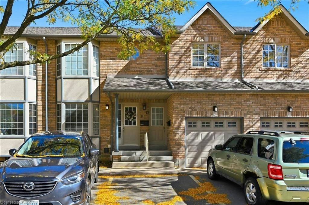 11-705 Cumberland Avenue, Burlington, ON, L7N 3W4
