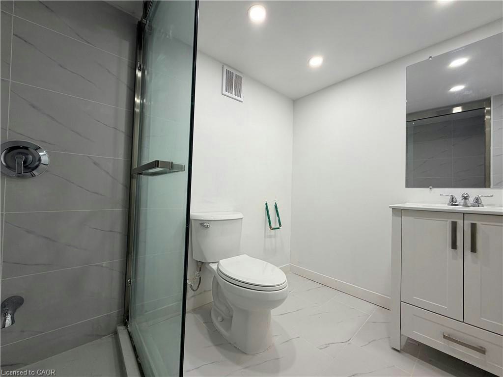 BSMT-804 St Clair Avenue W, Toronto, ON, M6C 1B6 - 4