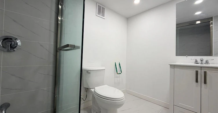 BSMT-804 St Clair Avenue W, Toronto, ON, M6C 1B6 - 4
