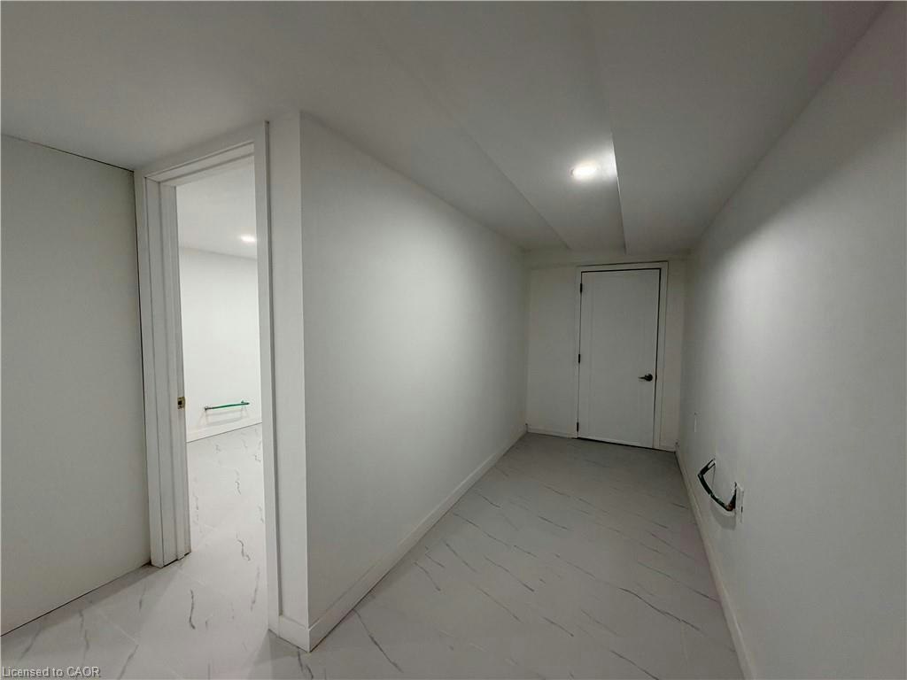 BSMT-804 St Clair Avenue W, Toronto, ON, M6C 1B6 - 13