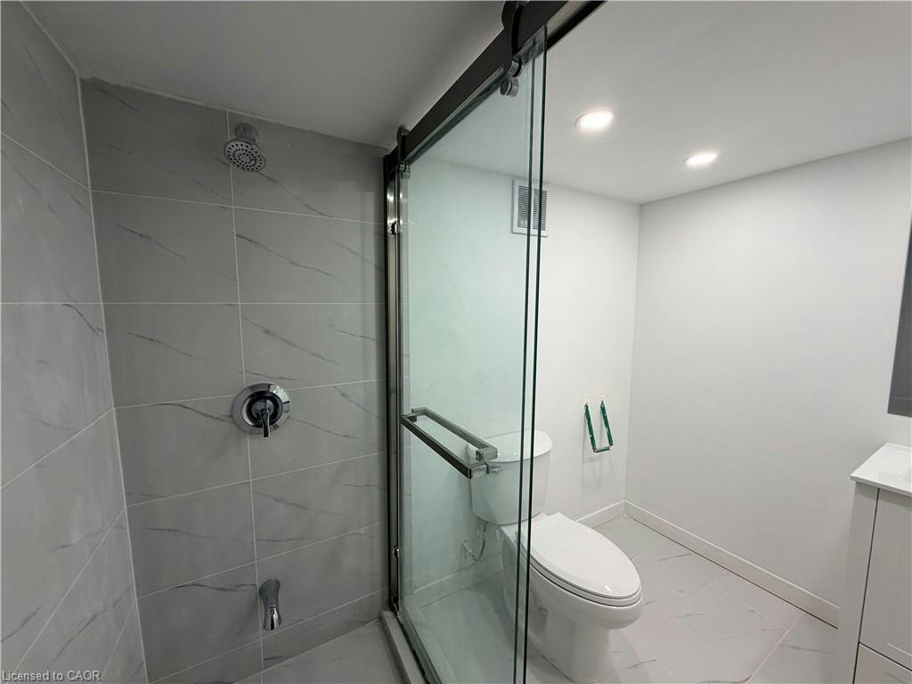 BSMT-804 St Clair Avenue W, Toronto, ON, M6C 1B6 - 3