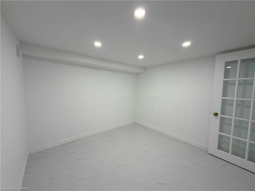 BSMT-804 St Clair Avenue W, Toronto, ON, M6C 1B6 - 9