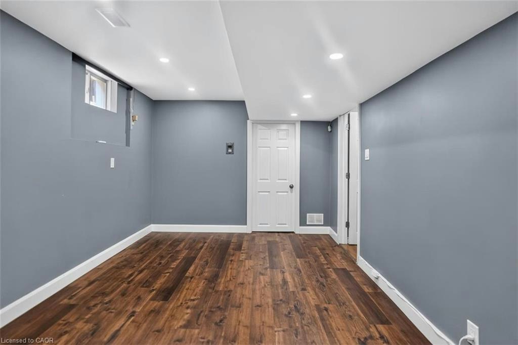 19 Konstantine Court, Hamilton, ON, L9B 2T3 - 35