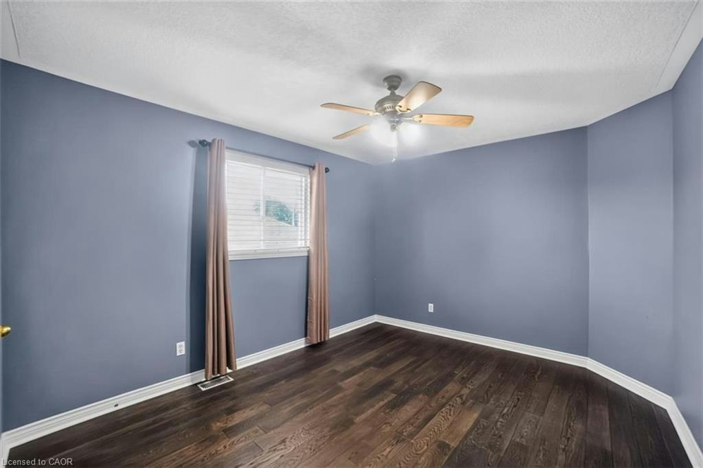 19 Konstantine Court, Hamilton, ON, L9B 2T3 - 21